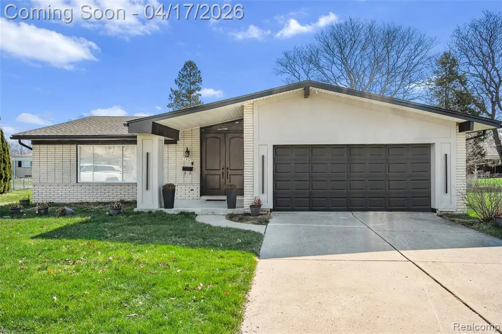 15583 Hix, Livonia, MI 48154 - #1