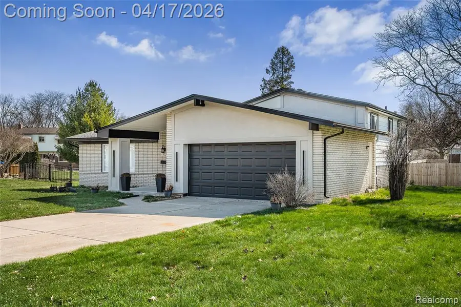 15583 Hix, Livonia, MI 48154 - #2