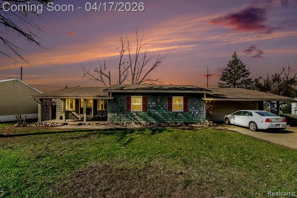 1612 Connecticut Street, Wolverine Lake, MI 48390 - #1