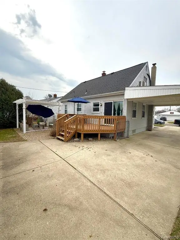 1864 Huron, Monroe, MI 48161 - #3