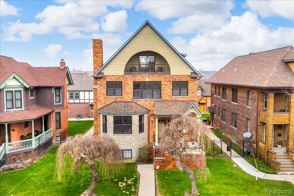 429 E Ferry #9, Detroit, MI 48202 - #1