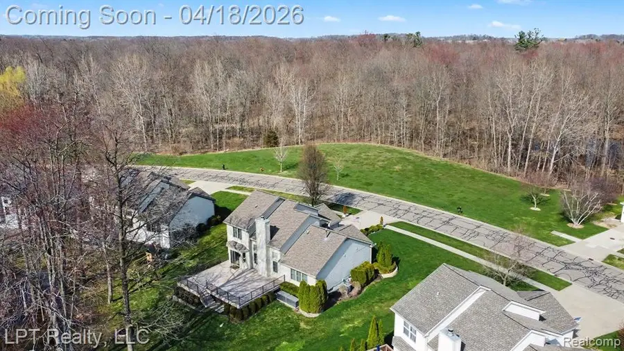 2385 Lorraina, Hartland, MI 48353 - #3