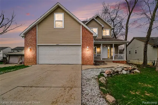 3281 Troy, Troy, MI 48083