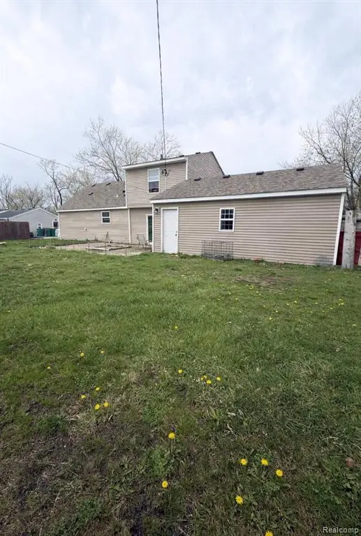 30155 Fort, Rockwood, MI 48173 - #3