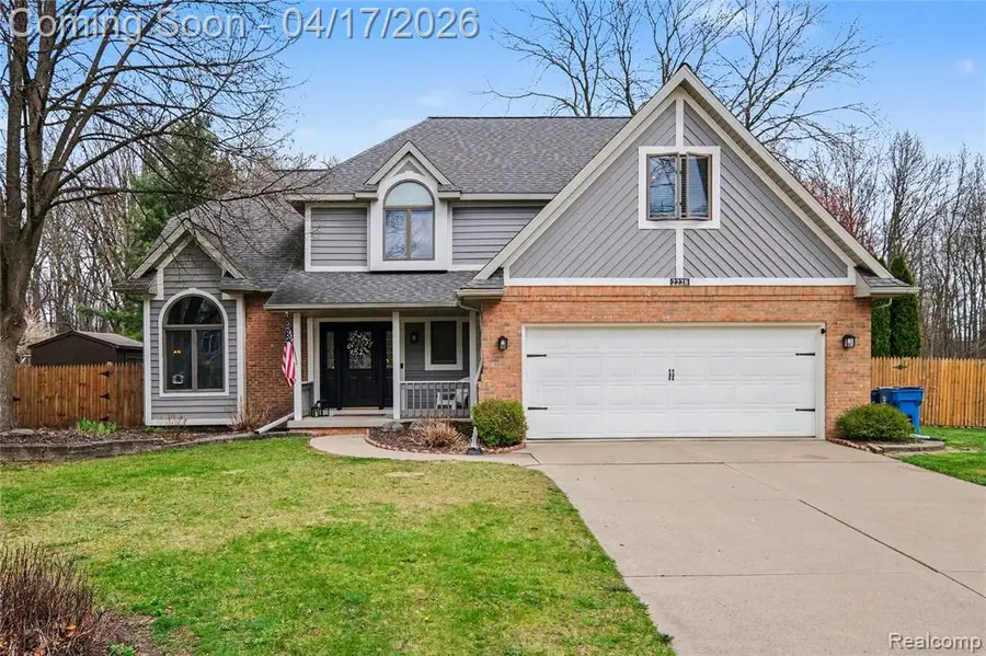 2228 Lost Creek, Flushing, MI 48433 - #3