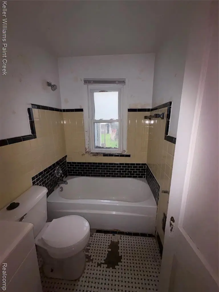 20083 Bradford, Detroit, MI 48205 - #2