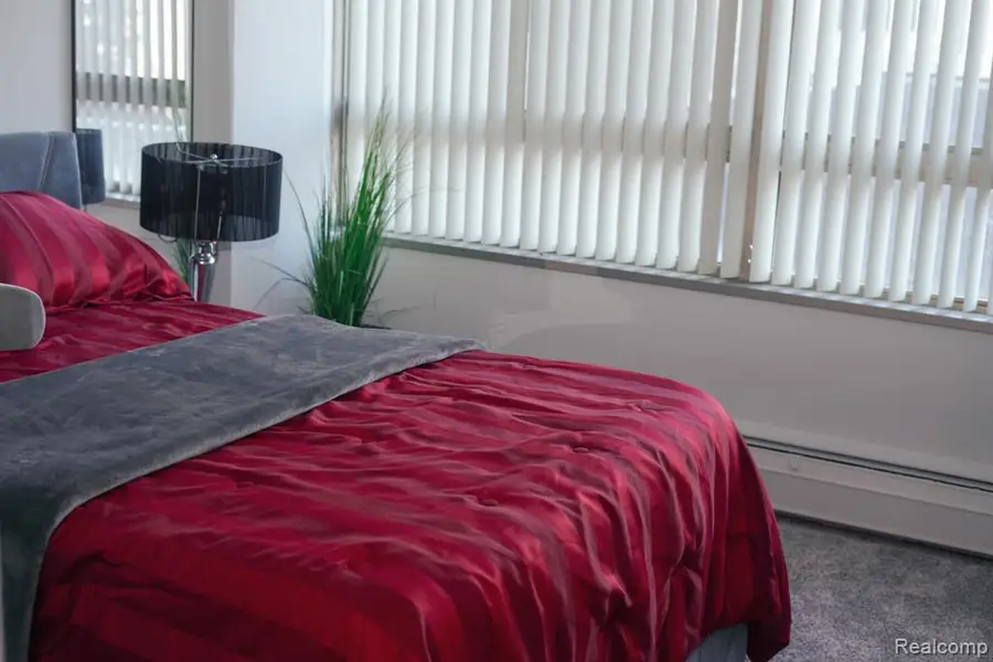 8900 E Jefferson #123, Detroit, MI 48214 - #3