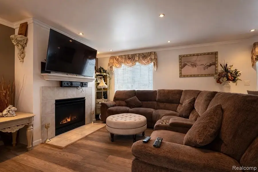 738 W Margaret, Pontiac, MI 48341 - #3
