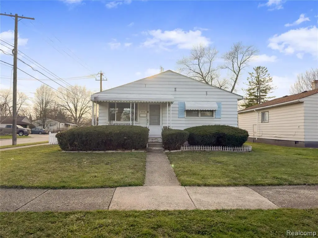 4710 Edgewood, Dearborn Heights, MI 48125 - #1