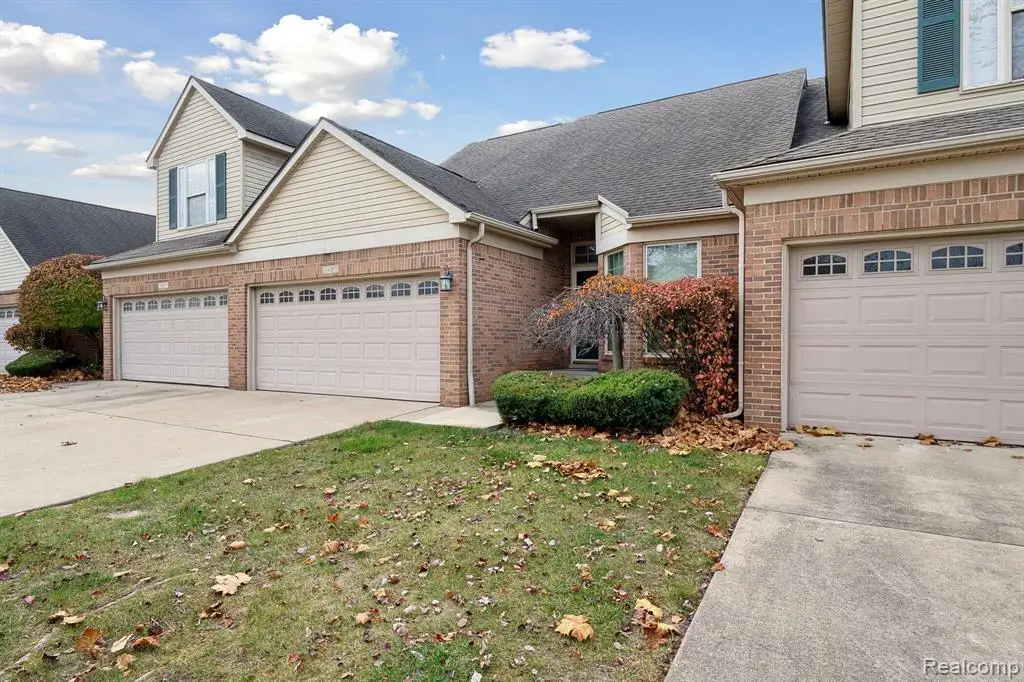 435 Carson, Westland, MI 48185 - #1