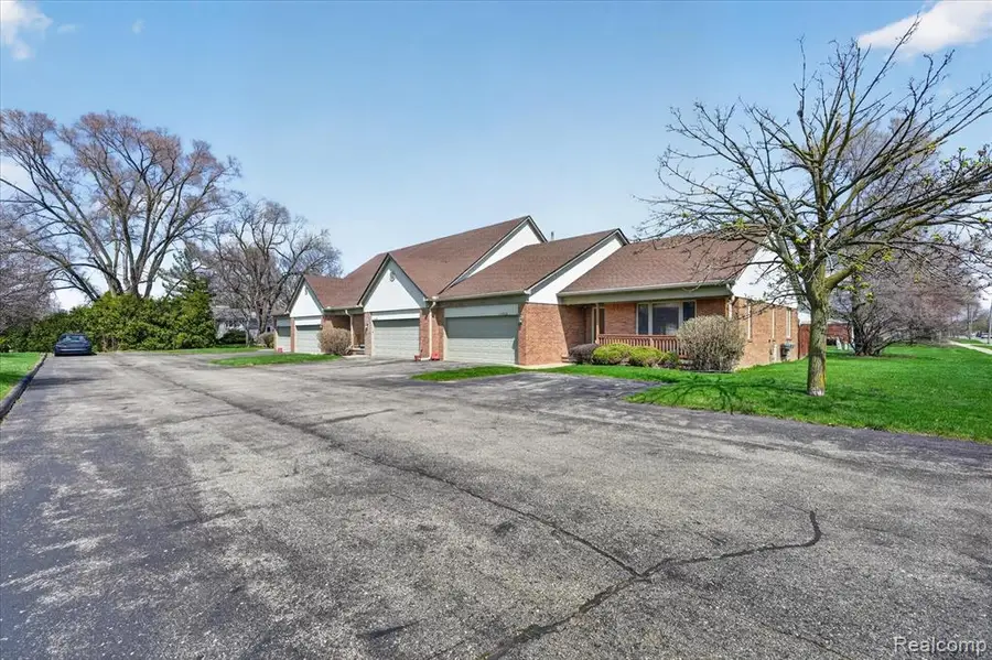31924 Joseph Anthony, Warren, MI 48093 - #2