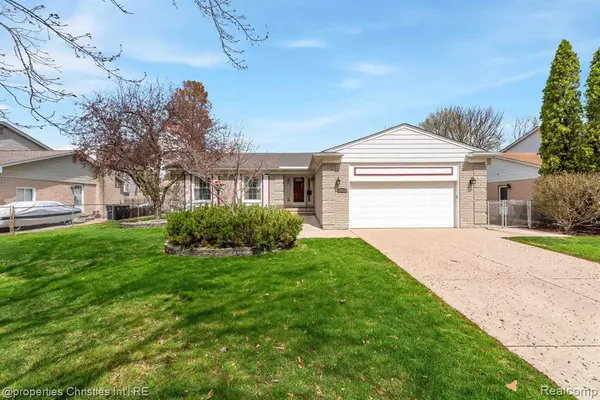 36004 Whitcomb, Livonia, MI 48154