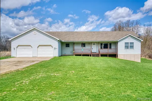 10488 W Grand River, Fowlerville, MI 48836