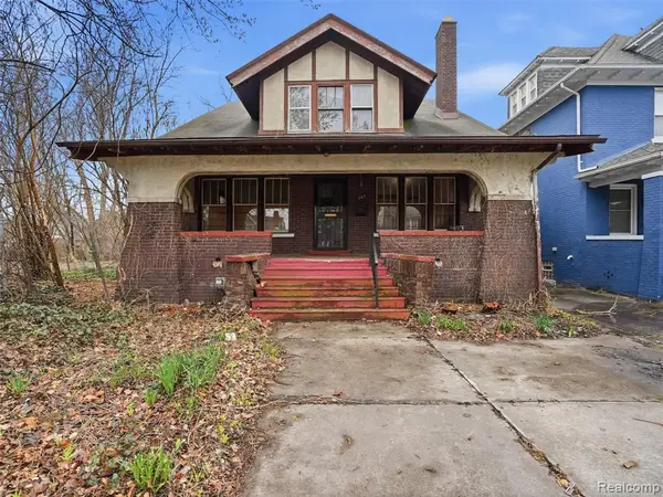 563 Chalmers, Detroit, MI 48215