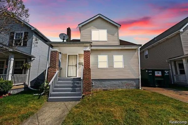 4810 Lenox, Detroit, MI 48215