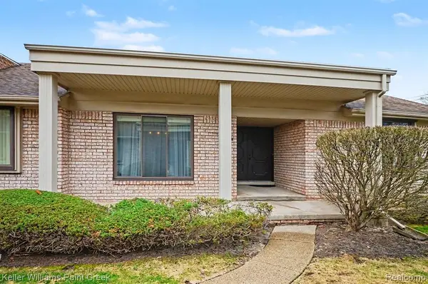 29335 Yorkshire, Warren, MI 48088