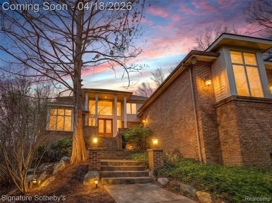 2131 Birchwood, Bloomfield Hills, MI 48302 - #2