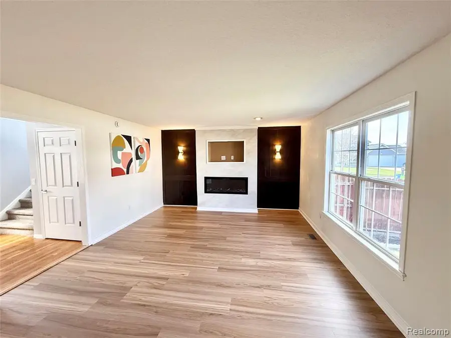 6320 Ruidoso, Saginaw, MI 48603 - #2