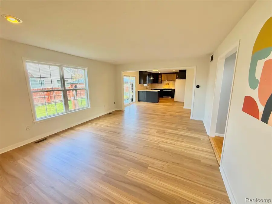 6320 Ruidoso, Saginaw, MI 48603 - #3