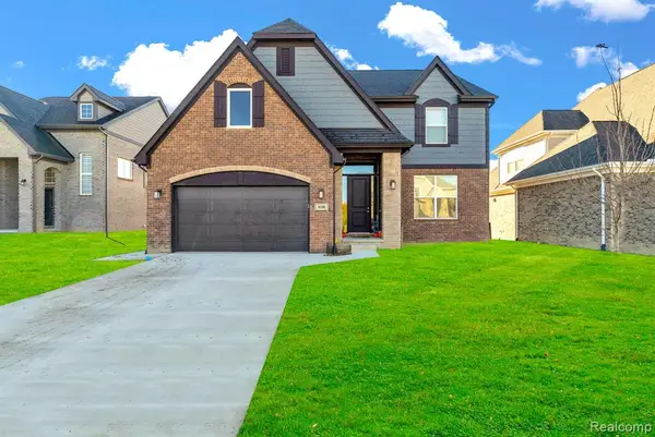 4075 Blossom, Sterling Heights, MI 48314