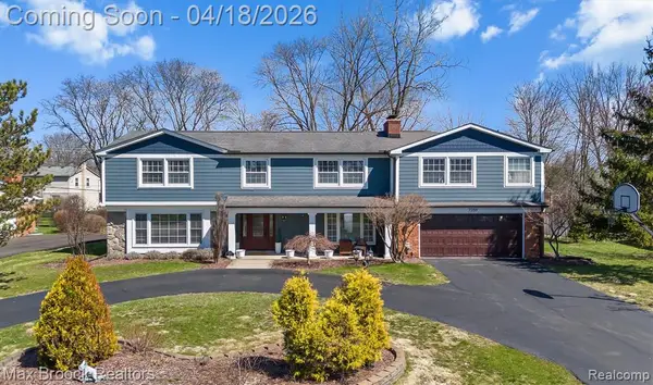 7359 Coach, West Bloomfield, MI 48322