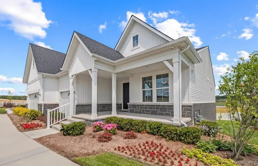 3949 Bay Terrace, Milford, MI 48381 - #2