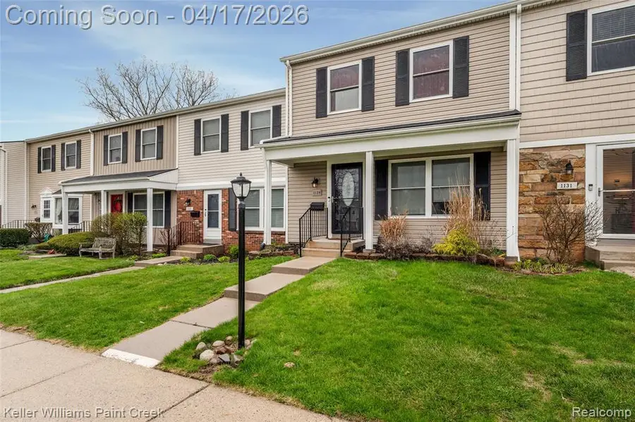 1129 Marquette Ct, Rochester Hills, MI 48307 - #3