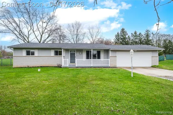 5395 Howe, Grand Blanc, MI 48439