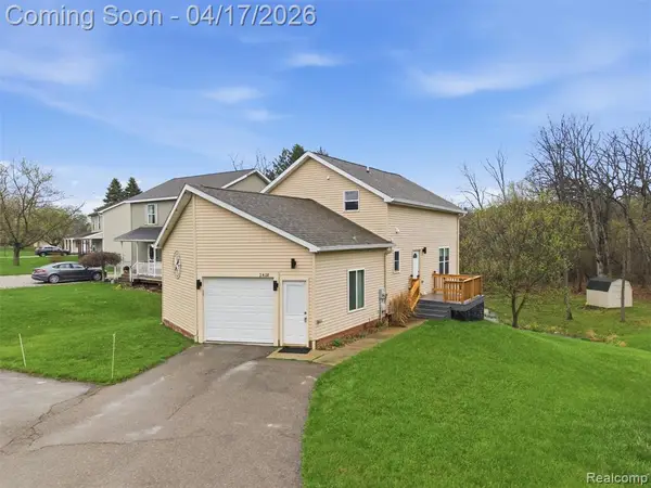 2428 Fisher, Howell, MI 48855