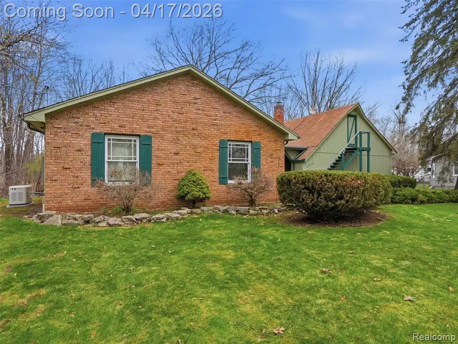 11430 Big Lake, Davisburg, MI 48350 - #3