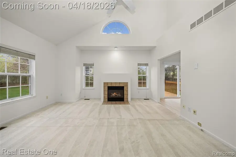 38182 Saratoga Circle, Farmington Hills, MI 48331 - #2