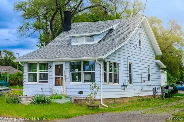 1815 E Lake, Novi, MI 48377