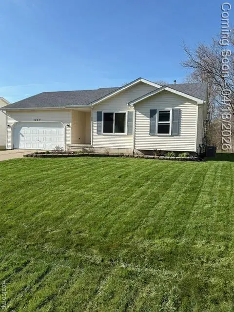 1227 Windsor, Grand Blanc, MI 48507 - #3
