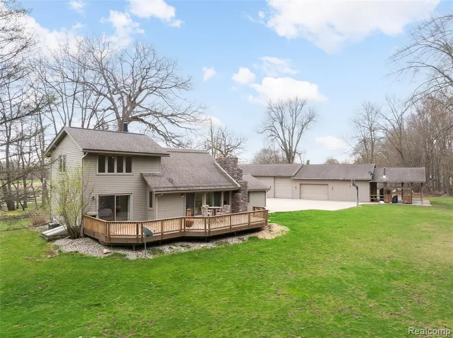 9247 Schrepfer, Howell, MI 48855 - #2