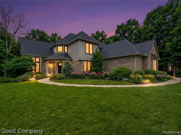 43169 Ashbury, Novi, MI 48375