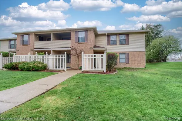 19586 Northridge, Northville, MI 48167