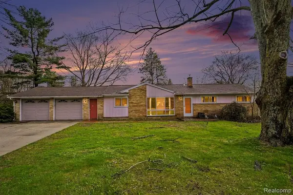 6341 Waldon, Clarkston, MI 48346