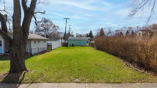 20751 Powers, Dearborn Heights, MI 48125