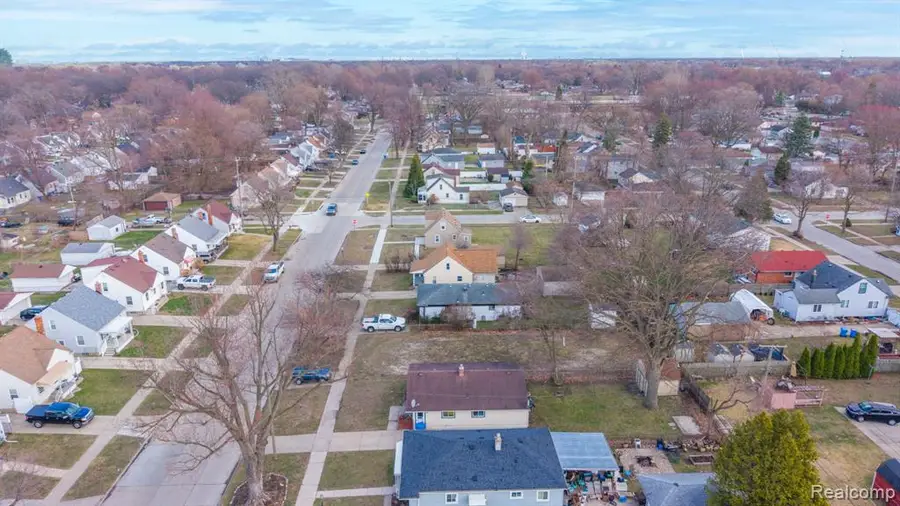 25659 Annapolis, Dearborn Heights, MI 48125 - #2