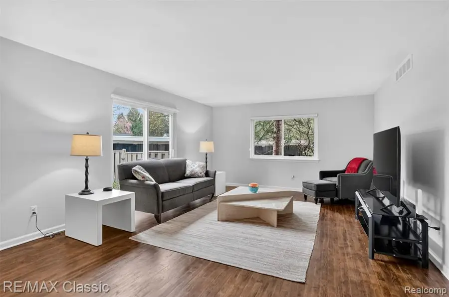 1460 Trailwood, Bloomfield Hills, MI 48301 - #2