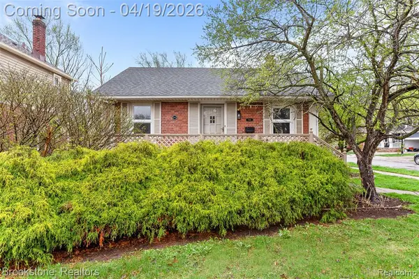 719 W 12 Mile, Royal Oak, MI 48073