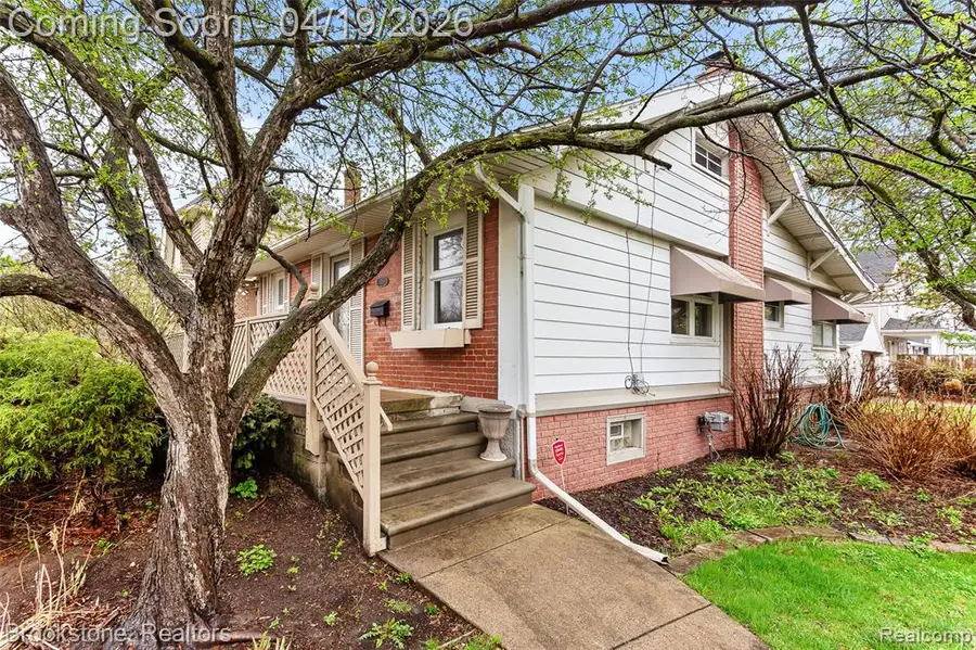 719 W 12 Mile, Royal Oak, MI 48073 - #2