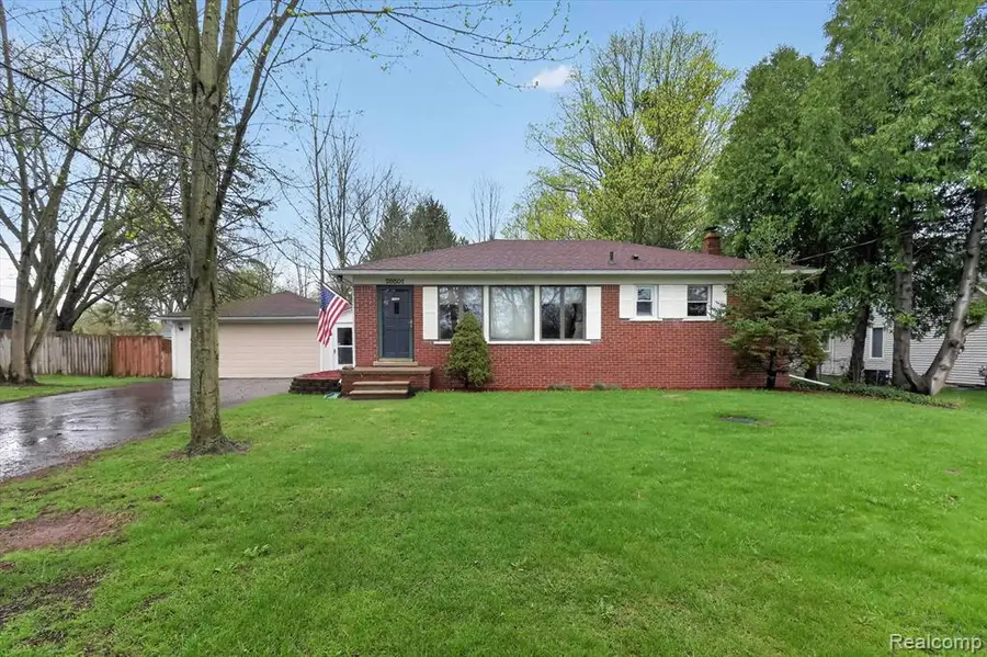 28501 Pontiac, South Lyon, MI 48178 - #2