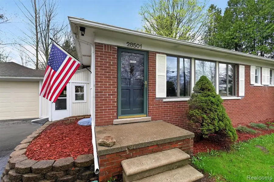 28501 Pontiac, South Lyon, MI 48178 - #3