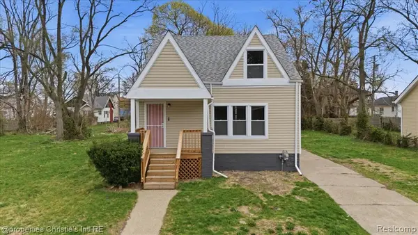 16596 Santa Rosa, Detroit, MI 48221