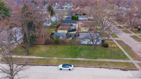 00 Powers, Dearborn Heights, MI 