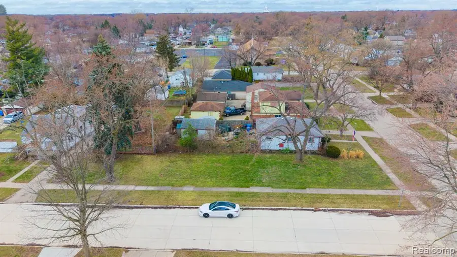 00 Powers, Dearborn Heights, MI  - #2