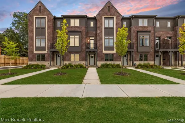 386 Notre Dame, Grosse Pointe, MI 48230