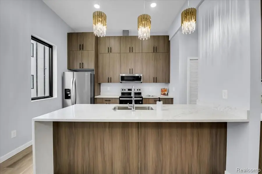 177 Gladstone #3, Detroit, MI 48202 - #3