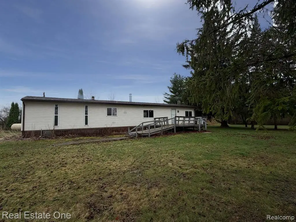 1653 E Pinconning, Pinconning, MI 48650 - #1